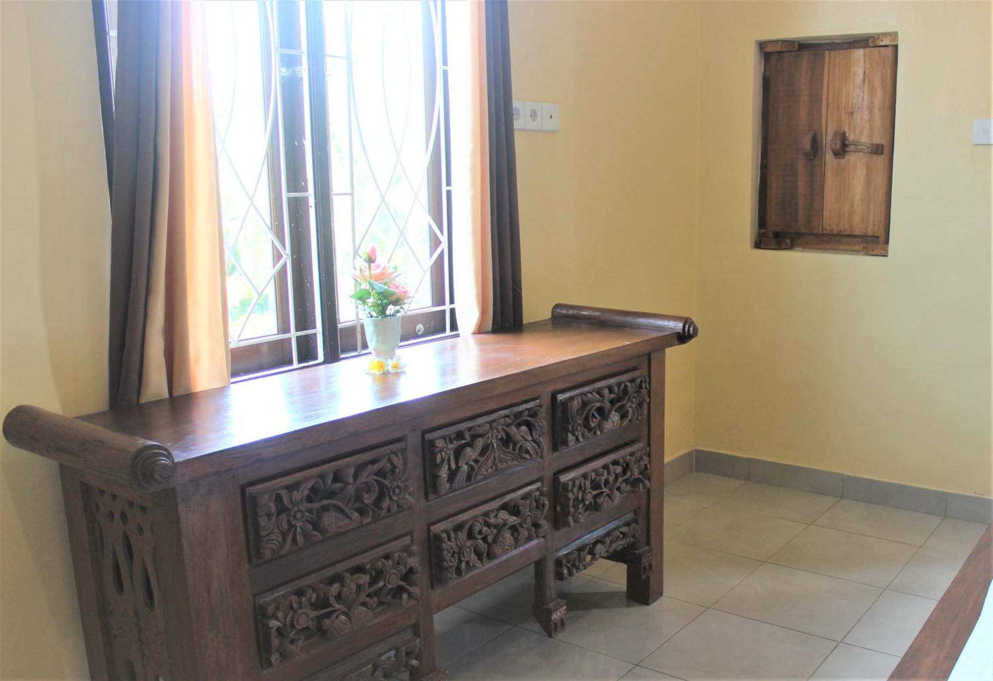 Silvy Guesthouse Canggu Exterior foto